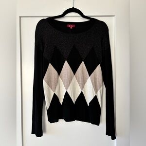 Diamond pattern sweater with a bit of sparkle!